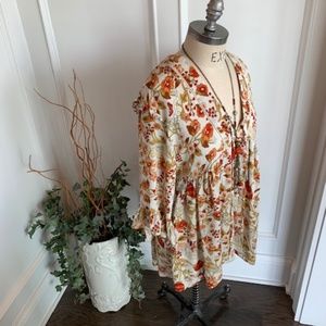 Rachel Zoe NWT Floral Boho Ruffle Detail Top